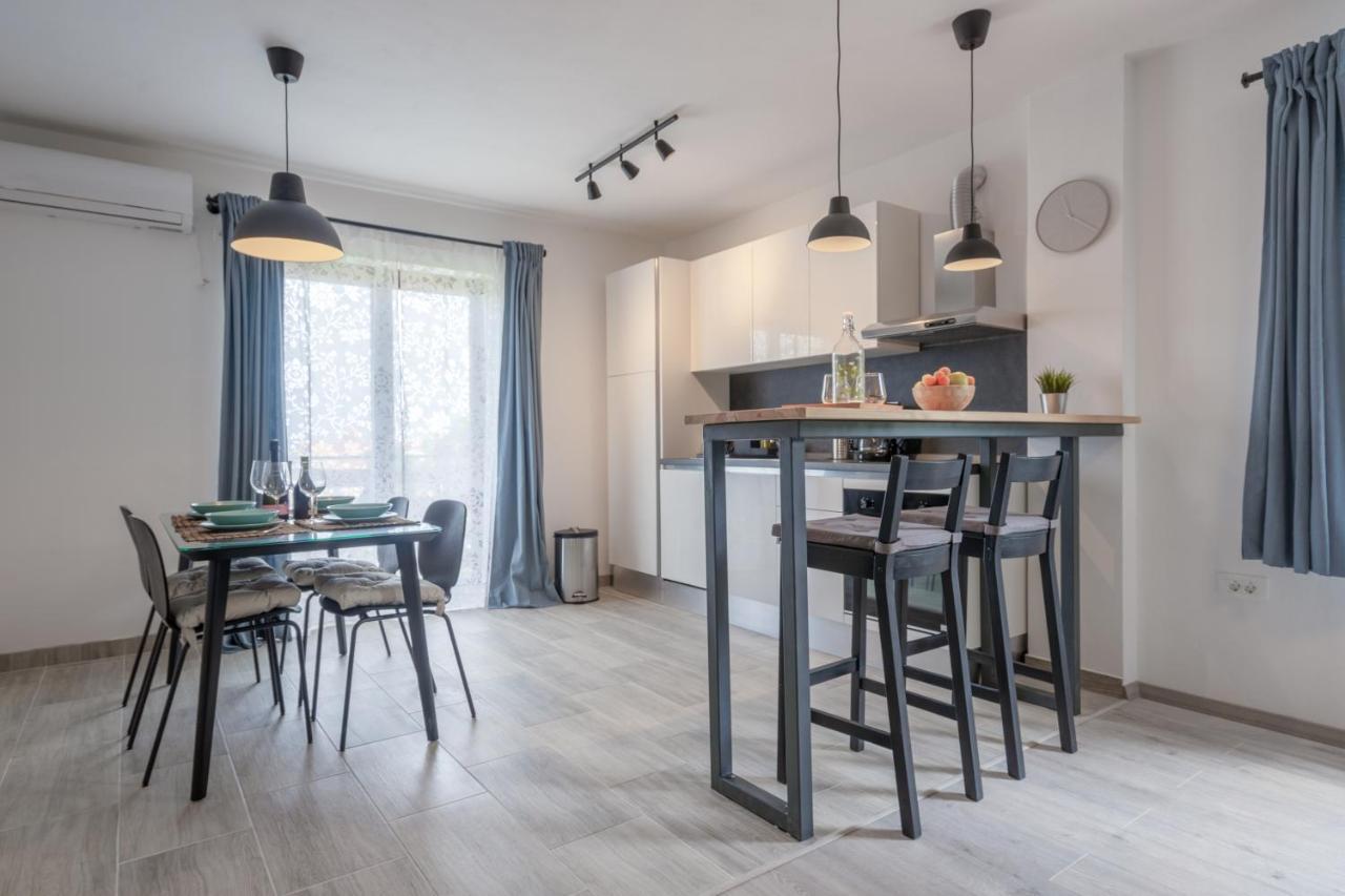 Visum Apartments Pula Eksteriør billede