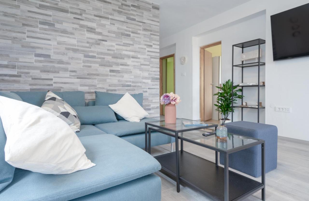 Visum Apartments Pula Eksteriør billede